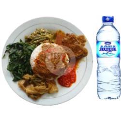 Nasi Padang Daging Rendang Populer   Aqua Botol